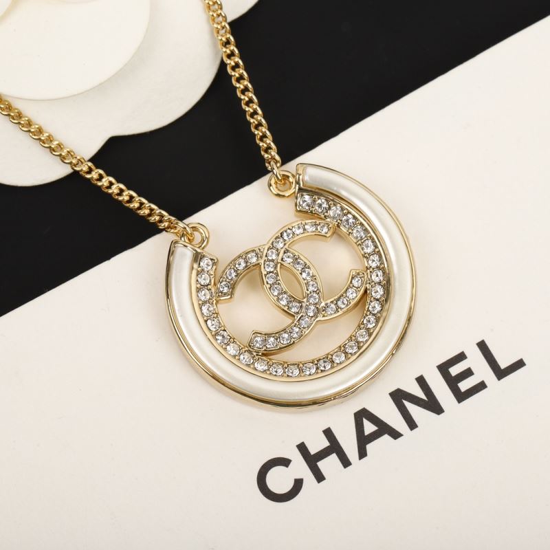 Ch**el necklaces